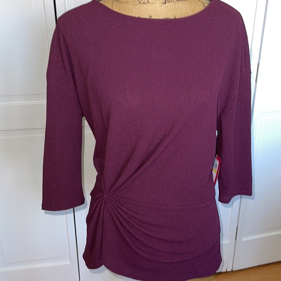 Vince Camuto Mondern Imprint side twist Crepe Top NWT - Picture 2 of 10